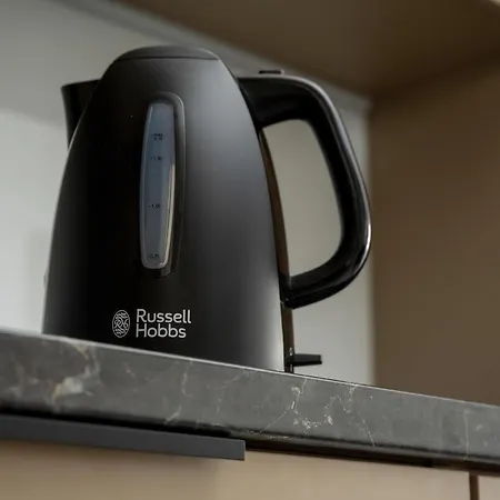 Stylish One Bedroom In By Renters Апартаменты Вроцлав