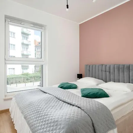 Apartman Stylish One Bedroom In By Renters Wrocław